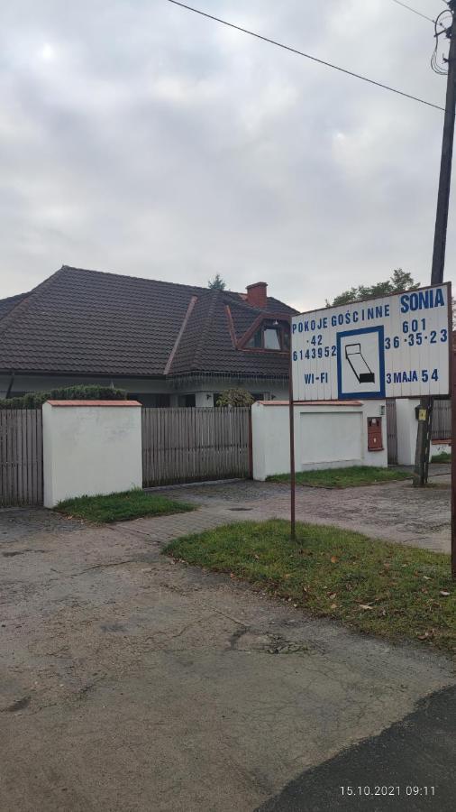 Pokoje Goscinne Sonia Tuszyn Dış mekan fotoğraf